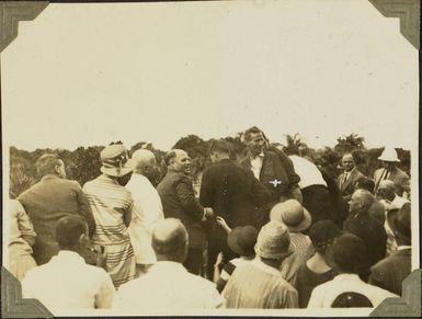 Suva's welcome to Kingsford-Smith, 1928