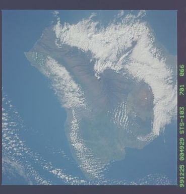 STS103-701-066 - STS-103 - Earth observations taken during the STS-103 mission