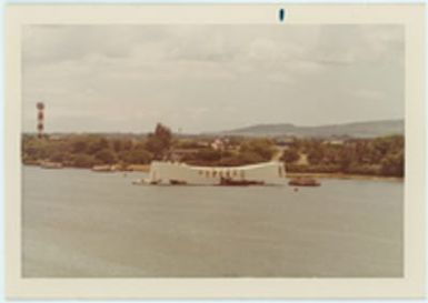 [USS Arizona Memorial]