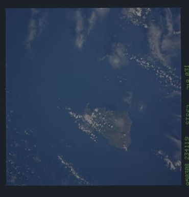 STS067-719-031 - STS-067 - Earth observations taken from shuttle orbiter Endeavour during STS-67 mission