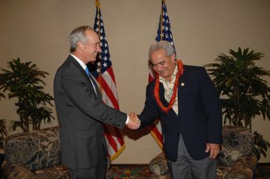 [Assignment: 48-DPA-09-29-08_SOI_K_Isl_Conf_Lead] Participants in the Insular Areas Health Summit [("The Future of Health Care in the Insular Areas: A Leaders Summit") at the Marriott Hotel in] Honolulu, Hawaii, where Interior Secretary Dirk Kempthorne [joined senior federal health officials and leaders of the U.S. territories and freely associated states to discuss strategies and initiatives for advancing health care in those communinties [48-DPA-09-29-08_SOI_K_Isl_Conf_Lead_DOI_0776.JPG]