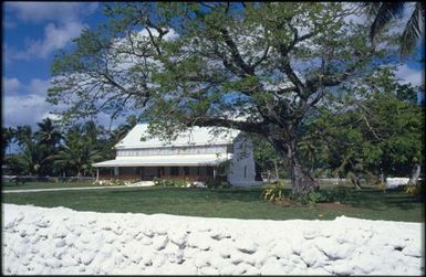 White house, Rarotonga