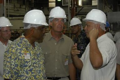 [Assignment: 48-DPA-SOI_K_Amer_Sam] Pacific Islands Tour: Visit of Secretary Dirk Kemmpthorne [and aides] to American Samoa, U.S. Territory [48-DPA-SOI_K_Amer_Sam__DI15372.JPG]