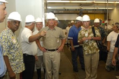 [Assignment: 48-DPA-SOI_K_Amer_Sam] Pacific Islands Tour: Visit of Secretary Dirk Kemmpthorne [and aides] to American Samoa, U.S. Territory [48-DPA-SOI_K_Amer_Sam__DI15389.JPG]