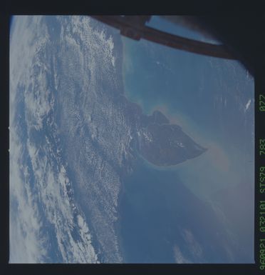 STS079-783-077 - STS-079 - Earth observations taken during STS-79