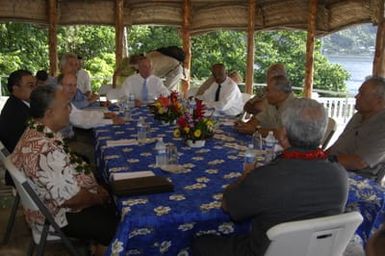 [Assignment: 48-DPA-SOI_K_Amer_Sam] Pacific Islands Tour: Visit of Secretary Dirk Kemmpthorne [and aides] to American Samoa, U.S. Territory [48-DPA-SOI_K_Amer_Sam__DI14928.JPG]