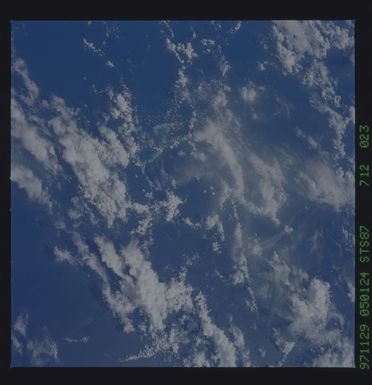 STS087-712-023 - STS-087 - Earth observations taken from shuttle orbiter Columbia during STS-87 mission