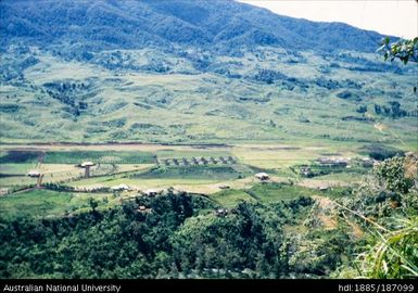 Mendi airstrip and police lines