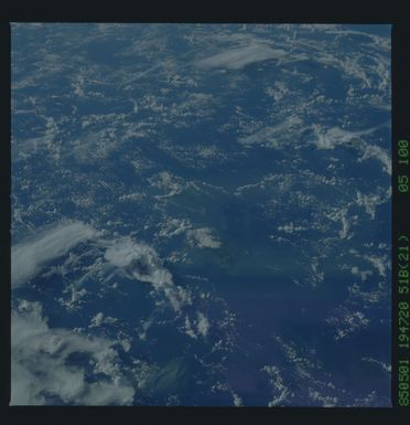 51B-35-100 - STS-51B - 51B earth observation