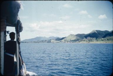 Approaching Esa'ala Station (Subdistrict Headquarters) (2) : Normanby Island, D'Entrecasteaux Islands, Papua New Guinea, 1956-1959 / Terence and Margaret Spencer