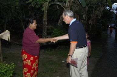 [Assignment: 48-DPA-SOI_K_Pohnpei_6-10-11-07] Pacific Islands Tour: Visit of Secretary Dirk Kempthorne [and aides] to Pohnpei Island, of the Federated States of Micronesia [48-DPA-SOI_K_Pohnpei_6-10-11-07__DI14052.JPG]