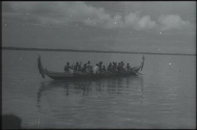 The maiden voyage (3) : Nissan Island, Papua New Guinea, 1960 / Terence and Margaret Spencer