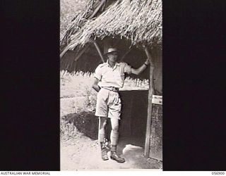 PORT MORESBY, NEW GUINEA. 1943-09-13. VX117252 CAPTAIN G. H. NICHOLSON, OFFICER COMMANDING, MILITARY HISTORY SECTION, ATTACHED TO HEADQUARTERS, NEW GUINEA FORCE