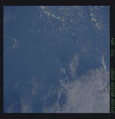 STS087-712-054 - STS-087 - Earth observations taken from shuttle orbiter Columbia during STS-87 mission