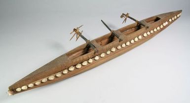 Model Vaka (canoe)