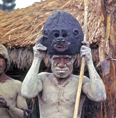 Asaro mudman with mud mask at Goroka show, Papua New Guinea, approximately 1968 / Robin Smith