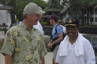 [Assignment: 48-DPA-SOI_K_Palau_6-7-9-07] Pacific Islands Tour: Visit of Secretary Dirk Kempthorne [and aides] to Palau Islands, Republic of Palau [48-DPA-SOI_K_Palau_6-7-9-07__DI12467.JPG]