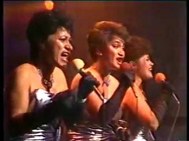 The Yandall Sisters - Sweet Inspiration (LIVE 1986)