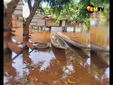 FLOOD HITS MIDDLE FLY