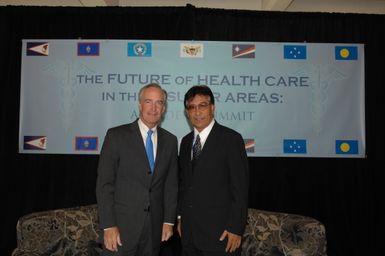 [Assignment: 48-DPA-09-29-08_SOI_K_Isl_Conf_Lead] Participants in the Insular Areas Health Summit [("The Future of Health Care in the Insular Areas: A Leaders Summit") at the Marriott Hotel in] Honolulu, Hawaii, where Interior Secretary Dirk Kempthorne [joined senior federal health officials and leaders of the U.S. territories and freely associated states to discuss strategies and initiatives for advancing health care in those communinties [48-DPA-09-29-08_SOI_K_Isl_Conf_Lead_DOI_0661.JPG]