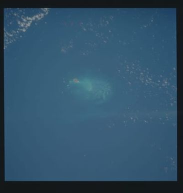 S39-609-006 - STS-039 - STS-39 earth observations