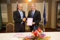 Visit of Andris Piebalgs, Member of the EC, to Papua New Guinea