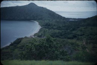 Beaches near Port Moresby, coastal view : Papua New Guinea, 1953 / Terence and Margaret Spencer