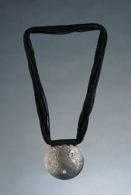 `Sina's Eel' (necklace)