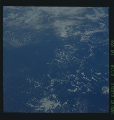 STS050-101-059 - STS-050 - STS-50 earth observations