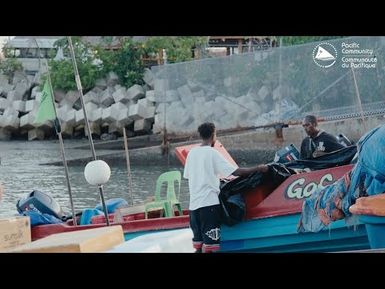 Training the leaders who shape the future of fisheries in the Pacific