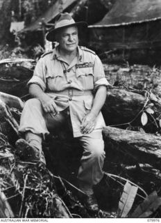 TOKO, BOUGAINVILLE, SOLOMON ISLAND. 1945-03-26. VX1 GENERAL SIR THOMAS BLAMEY, GBE, KCB, CMG, DSO, ED, COMMANDER- IN- CHIEF, ALLIED LAND FORCES, SOUTH WEST PACIFIC AREA DURING HIS VISIT TO ..