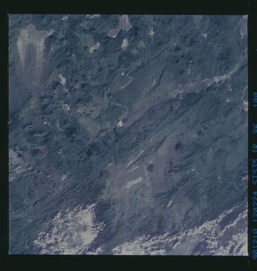 S35-87-053 - STS-035 - Earth observations taken during the STS-35 mission