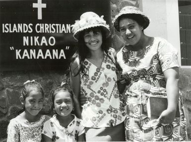 Pacific Islands - Cook Islands - Rarotonga - People