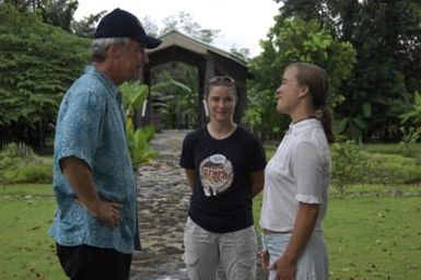 [Assignment: 48-DPA-SOI_K_Palau_6-7-9-07] Pacific Islands Tour: Visit of Secretary Dirk Kempthorne [and aides] to Palau Islands, Republic of Palau [48-DPA-SOI_K_Palau_6-7-9-07__DI13255.JPG]