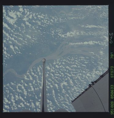 STS073-701-045 - STS-073 - Earth observations taken from shuttle orbiter Columbia