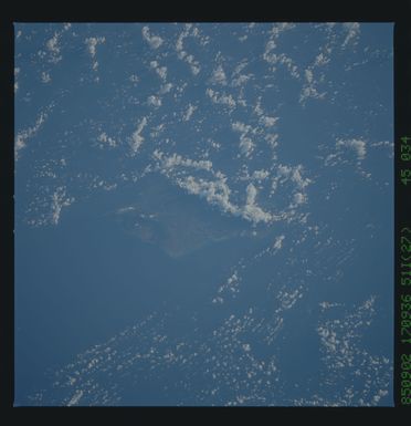 51I-45-034 - STS-51I - STS-51I earth observations