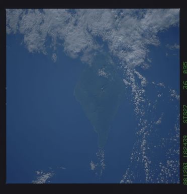 S27-36-095 - STS-027 - STS-27 earth observations