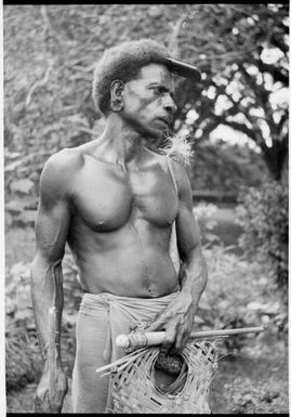 Naget, the boss boy of Momot, Malaguna Road, Rabaul, New Guinea, ca. 1936, 1 / Sarah Chinnery