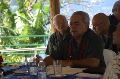 [Assignment: 48-DPA-SOI_K_Amer_Sam] Pacific Islands Tour: Visit of Secretary Dirk Kemmpthorne [and aides] to American Samoa, U.S. Territory [48-DPA-SOI_K_Amer_Sam__DI14967.JPG]