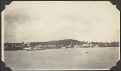 Approach to Apia, Samoa, 1929 / C.M. Yonge