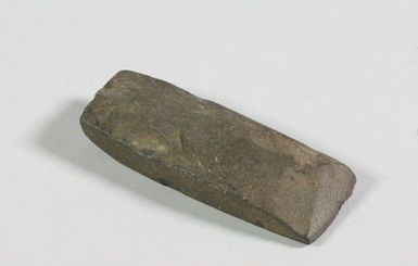 To‘i ma‘a (stone adze)
