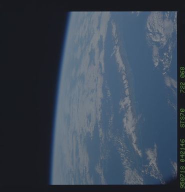 STS070-722-068 - STS-070 - Earth observations taken from shuttle orbiter Discovery on STS-70 mission