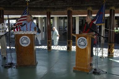 [Assignment: 48-DPA-SOI_K_Amer_Sam] Pacific Islands Tour: Visit of Secretary Dirk Kemmpthorne [and aides] to American Samoa, U.S. Territory [48-DPA-SOI_K_Amer_Sam__DI15669.JPG]