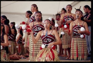 Auckland Secondary Schools Māori and Pacific Islands Cultural Festival. Te Wharekura o Hoana Waititi