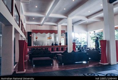 Fiji - Pacific Harbour Estate - Beachcomber Hotel - interior