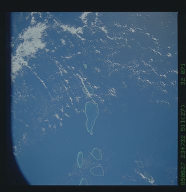 51I-32-071 - STS-51I - STS-51I earth observations