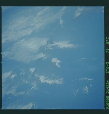 S43-79-073 - STS-043 - STS-43 earth observations