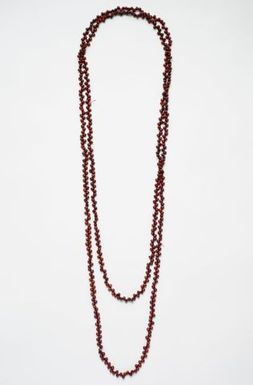 'ei (seed necklace)