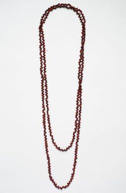 'ei (seed necklace)