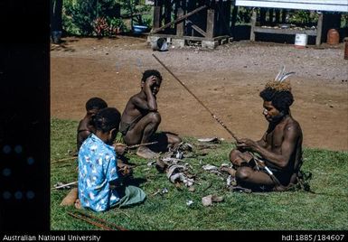 Okapa - Okapa Post - Gimis packing our arrows